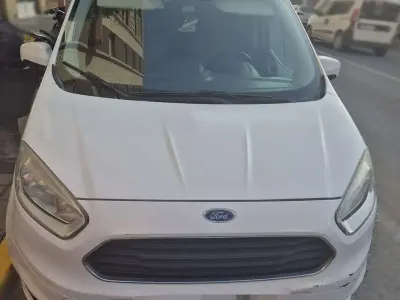 Usado Ford Tourneo Courier