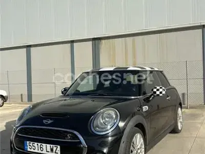 Usado Mini Cooper SD 143 CV (105 kW) 2015 Negro Utilitario