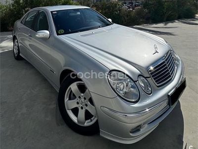 Mercedes E320