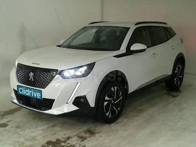 Usado Peugeot 2008 Allure 110 CV (80 kW) 2021 Blanco SUV
