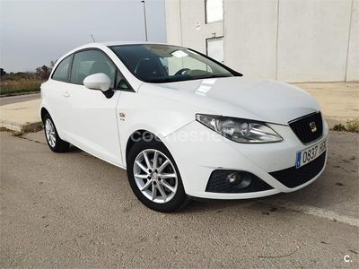 Usado Seat Ibiza SC Ecomotive 105 CV (77 kW) 2011 Blanco Utilitario