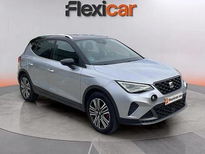 Usado Seat Arona FR 116 CV (85 kW) 2024 Gris SUV