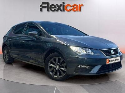 Usado Seat Leon ST Style 131 CV (96 kW) 2020 Azul Familiar