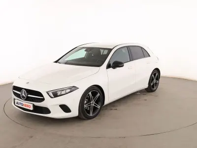Usado Mercedes A180 116 CV (85 kW) 2020 Blanco Berlina