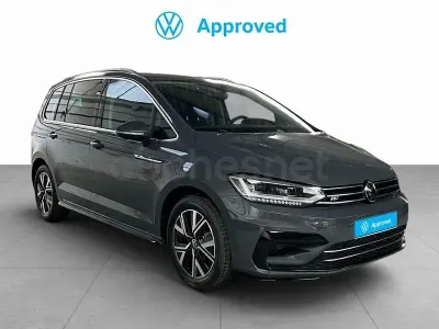 Usado VW Touran R-line 150 CV (110 kW) 2025 Gris / plata Monovolumen