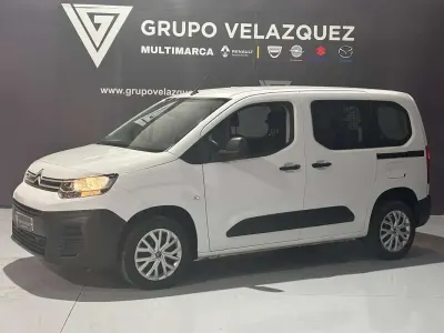 Usado Citroën e-Berlingo Business Class 102 CV (75 kW) 2023 Blanco Familiar