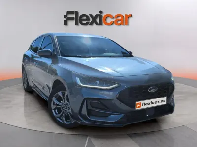 Usado Ford Focus ST-Line 125 HP (91 kW) 2023 Azul Sedan