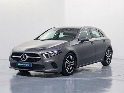 Käytetty Mercedes A180 116 HP (85 kW) 2022 Harmaa Sedan