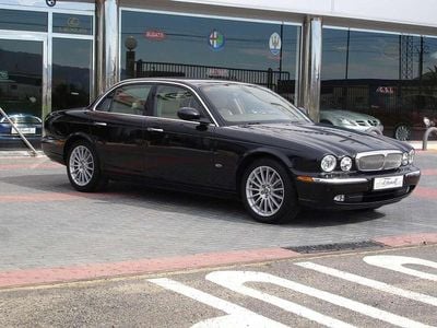 Negro Usado 2007 Jaguar XJ6 Executive Berlina | 17.000 €