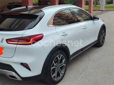 Usado Kia XCeed 136 CV (100 kW) 2021 Blanco SUV