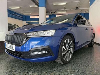 Azul Usado 2023 Skoda Octavia Ambition Familiar | 26.900 € (Caro)