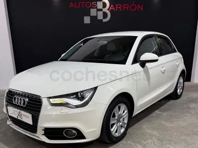 Usado Audi A1 Sportback Ambition 90 CV (66 kW) 2012 Blanco Utilitario