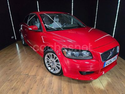 Usado Volvo C30 Summum 230 CV (169 kW) 2007 Rojo Utilitario
