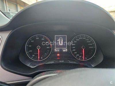 Usado Seat Leon ST Style 130 CV (95 kW) 2020 Blanco Familiar