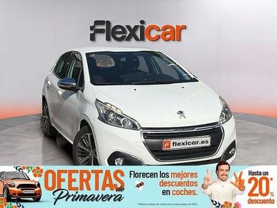 Usado Peugeot 208 Access 82 CV (60 kW) 2016 Blanco Utilitario
