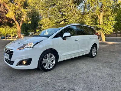 Usado Peugeot 5008