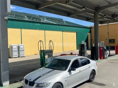 Usado BMW 318 122 CV (89 kW) 2007 Gris / plata Berlina