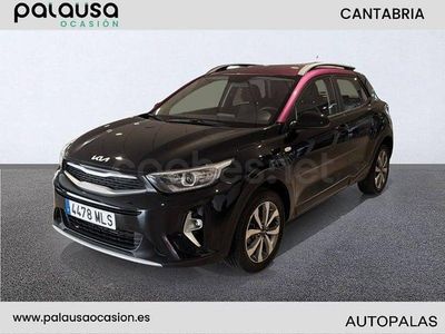 Usado Kia Stonic 84 CV (61 kW) 2023 Negro SUV