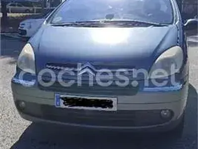 Usado Citroën Xsara Picasso Exclusive 92 CV (67 kW) 2008 Gris / plata Monovolumen