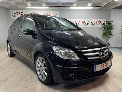 Mercedes B200