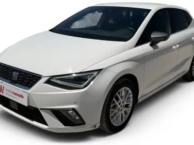 Usado Seat Ibiza XCELLENCE 116 CV (85 kW) 2025 Blanco Utilitario