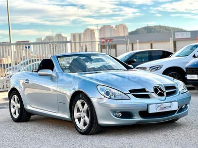 Gris / plata Usado 2005 Mercedes SLK200 Descapotable | 13.990 € (Un poco caro)