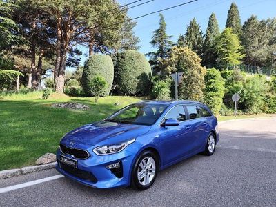 Usado Kia Ceed 115 CV (84 kW) 2020 Azul Utilitario