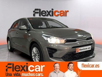 Usado Kia Rio 84 CV (61 kW) 2022 Gris