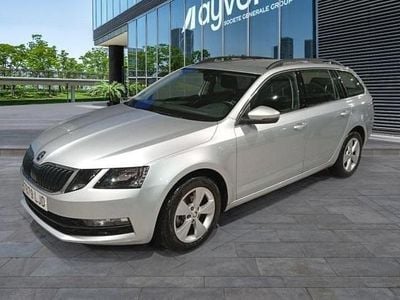 Usado 2020 Skoda Octavia Familiar | 15.800 € (Precio justo)