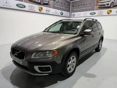 Usado Volvo XC70 Momentum 185 CV (136 kW) 2008 Gris / plata Familiar