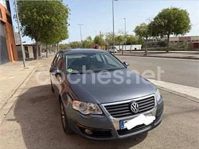 Begagnad VW Passat Edition 140 HK (102 kW) 2010 Svart Sedan