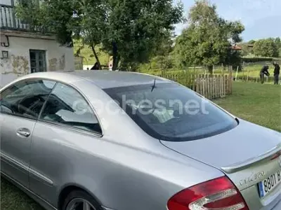 Usado Mercedes CLK320 Avantgarde 218 CV (160 kW) 2003 Gris / plata Coupe