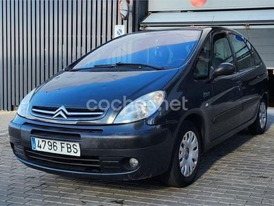 Usado Citroën Xsara Picasso Exclusive 110 CV (80 kW) 2007 Gris / plata Monovolumen