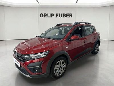 Usado Dacia Sandero Comfort 101 CV (74 kW) 2021 Granate Berlina