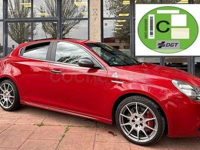 Usado Alfa Romeo Giulietta Quadrifoglio Verde 240 CV (176 kW) 2016 Rojo Utilitario