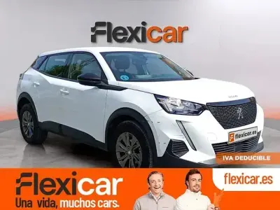 Usado Peugeot 2008 Active 100 CV (73 kW) 2022 Blanco SUV