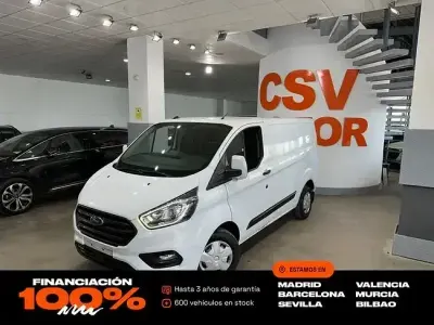 Usado Ford Transit 131 CV (96 kW) 2022 Blanco Berlina