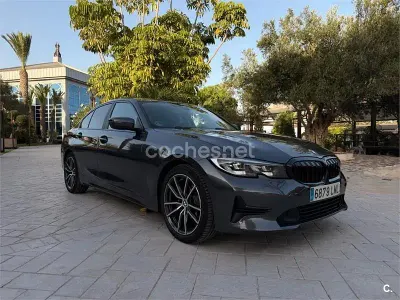 Usado BMW 318 150 CV (110 kW) 2021 Gris / plata Berlina