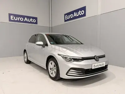 Usado VW Golf VIII 115 CV (84 kW) 2021 Gris / plata Berlina