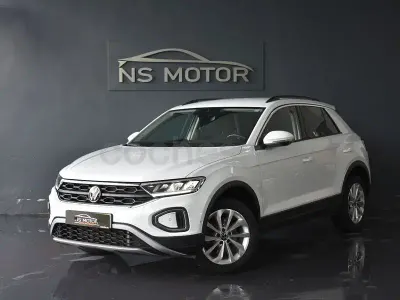 Usado VW T-Roc Life 150 CV (110 kW) 2023 Blanco SUV