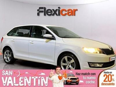 Usado Skoda Rapid Active 90 CV (66 kW) 2015 Blanco Utilitario