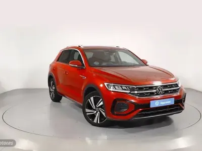 Usado VW T-Roc R-line 190 CV (139 kW) 2022 Rojo SUV