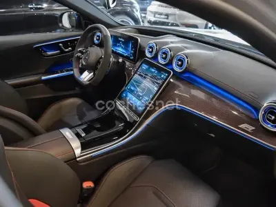 Usado Mercedes C63S AMG 680 CV (500 kW) 2024 Gris / plata Berlina
