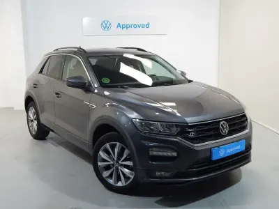 Usado VW T-Roc Advance 110 CV (80 kW) 2022 Gris SUV
