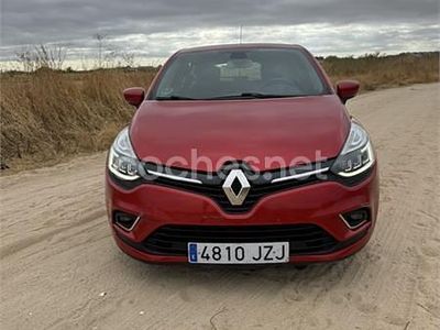 Rojo Usado 2017 Renault Clio IV LIMITED Berlina | 11.500 € (Precio justo)