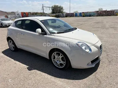 Usado Alfa Romeo MiTo Distinctive 95 CV (69 kW) 2011 Blanco Utilitario