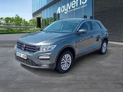 Usado VW T-Roc Edition 116 CV (85 kW) 2020 Gris SUV