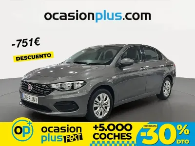 Usado Fiat Tipo Easy 95 CV (69 kW) 2016 Gris Berlina