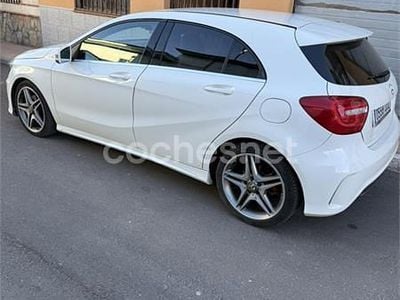Käytetty Mercedes A200 Urban 136 HP (100 kW) 2015 Valkoinen Sedan