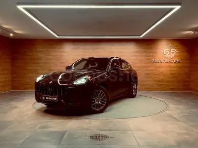 Usado Maserati Grecale GT 300 CV (220 kW) 2023 Negro SUV